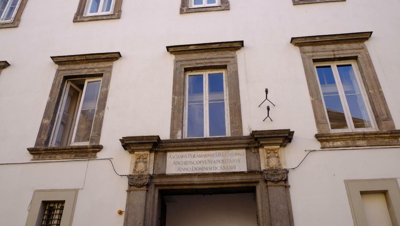 Domus Donnaregina Apartments Neapel Exterior foto