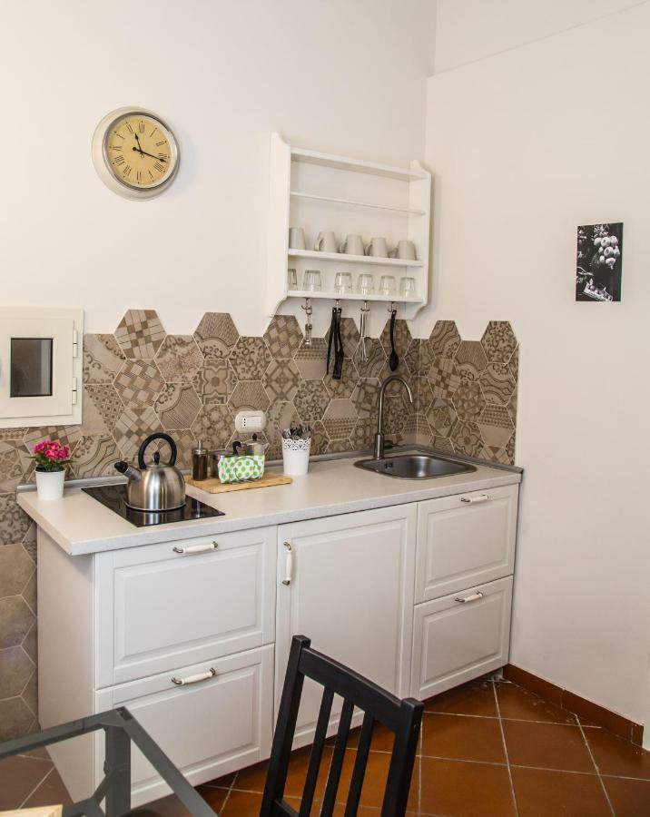 Domus Donnaregina Apartments Neapel Exterior foto