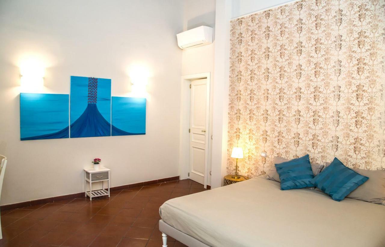 Domus Donnaregina Apartments Neapel Exterior foto